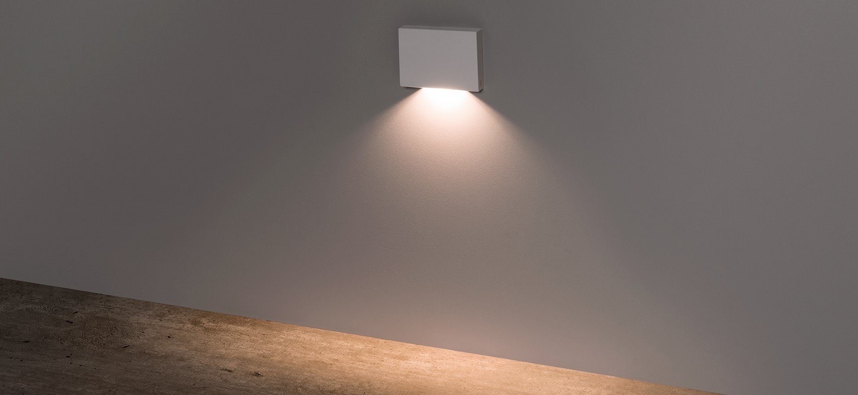 BALIZADOR DE SOBREPOR MINI NEU 2 BRANCO 1,5W 40LM STH8745/30
